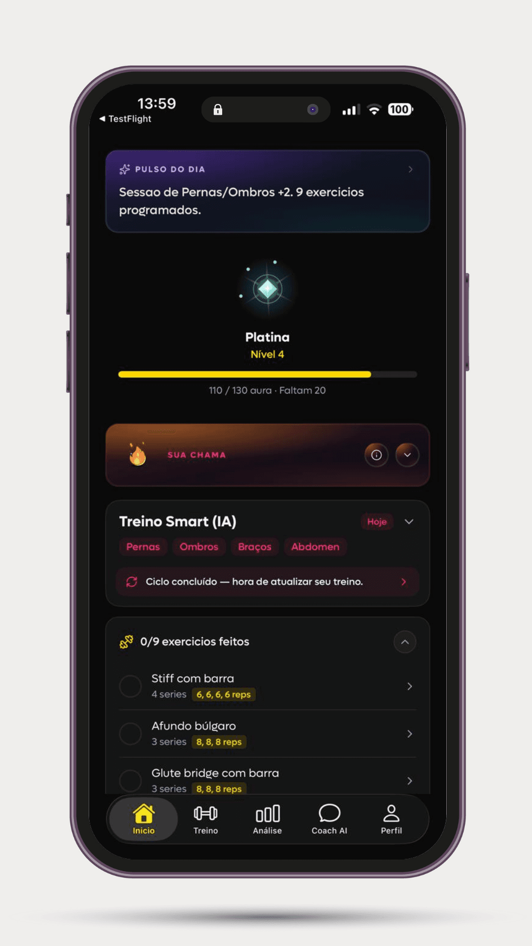 Tela da SelfShapeAI mostrando criação inteligente de treino.